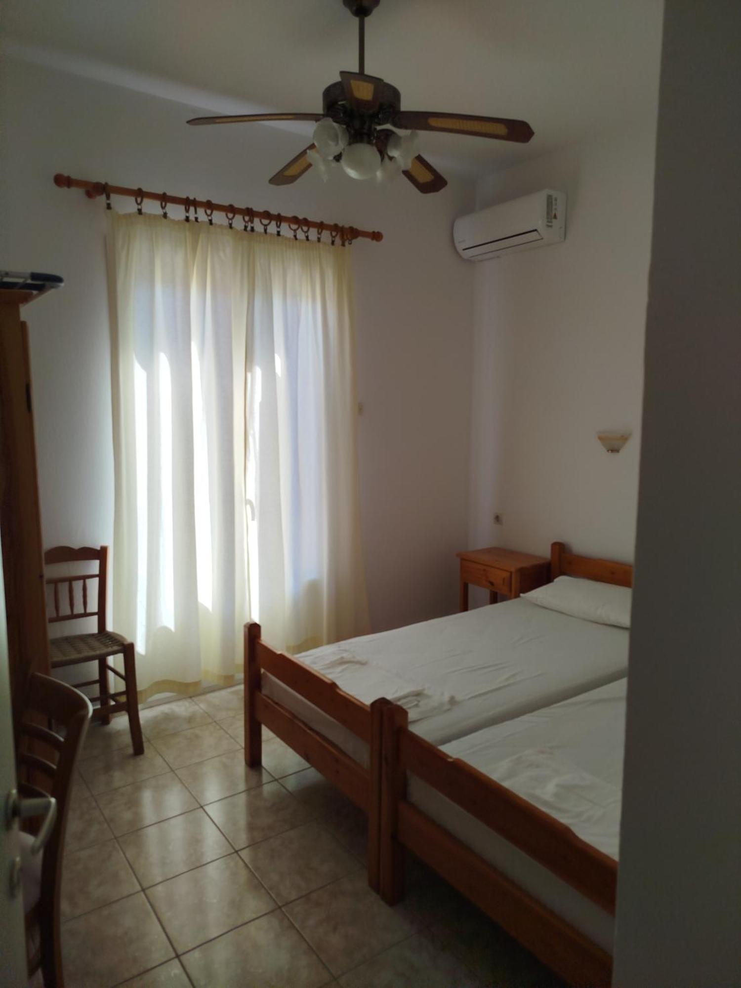 Karagiozos Studios & Apartments Skopelos Eksteriør billede