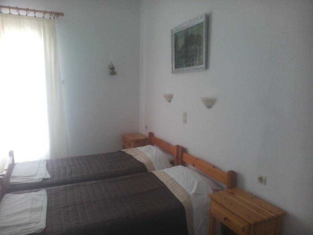 Karagiozos Studios & Apartments Skopelos Eksteriør billede