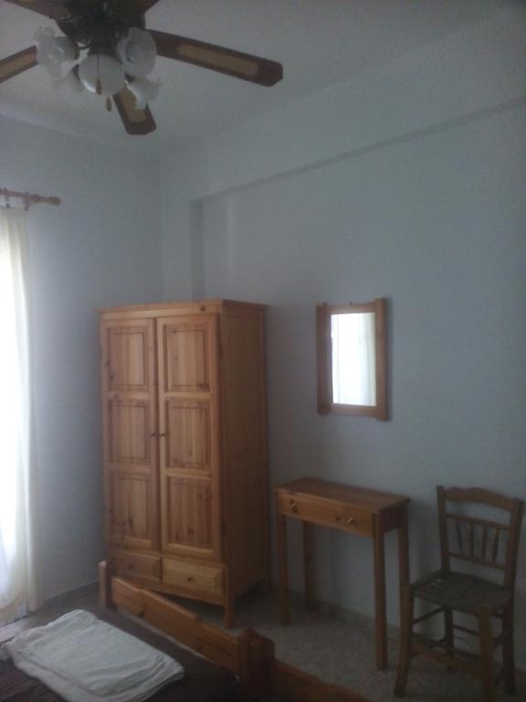 Karagiozos Studios & Apartments Skopelos Eksteriør billede
